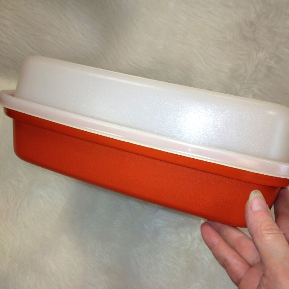 TUPPERWARE Large Season Serve Meat Marinator Container